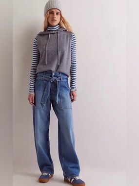 We The Free Blue Jay Belted Boyfriend Jeans 🔥 size 32